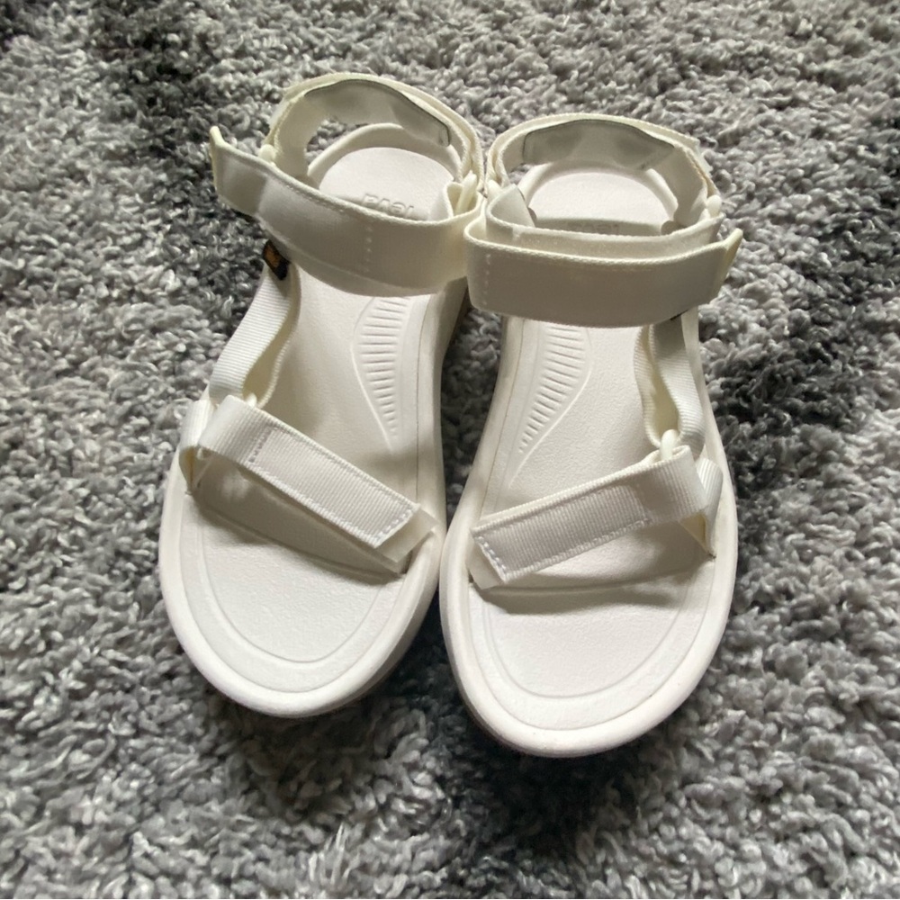 Teva hurricane ampsole size 7